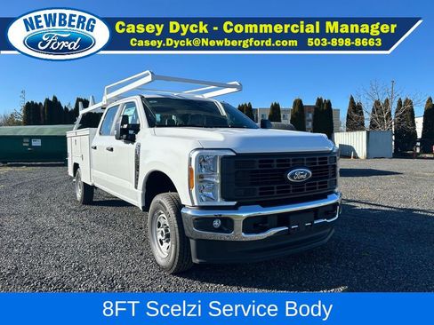 New 2026 Ford F250 XL w/ XL Chrome Package image 3