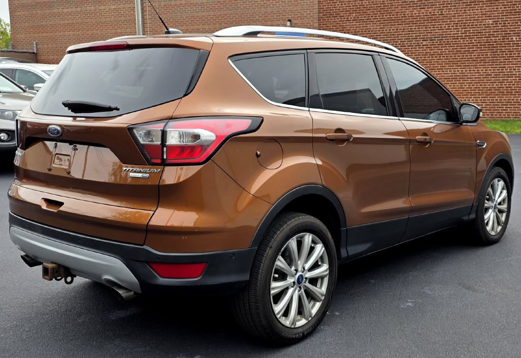 Used 2017 Ford Escape Titanium w/ Canadian Touring Package AWD/4WD image 2