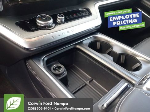 New 2026 Ford Expedition Platinum AWD/4WD image 17