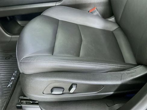 Used 2020 Cadillac XT5 Luxury image 31