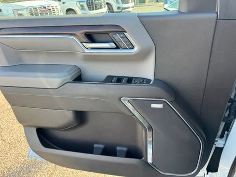 Used 2023 GMC Sierra 1500 SLT w/ SLT Premium Package AWD/4WD image 19