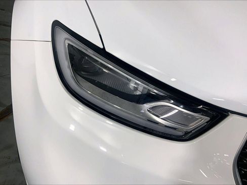 Used 2023 Chrysler Pacifica Pinnacle FWD image 27