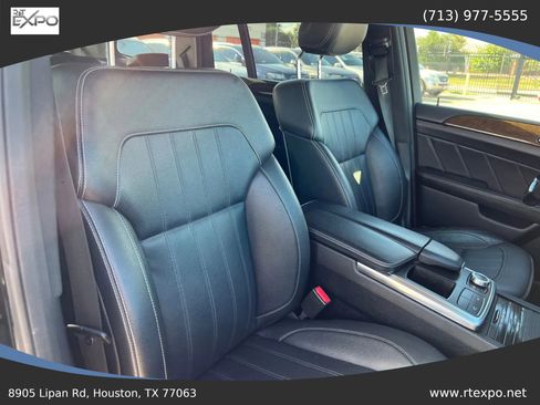 Used 2015 Mercedes-Benz GL 450 4MATIC image 40