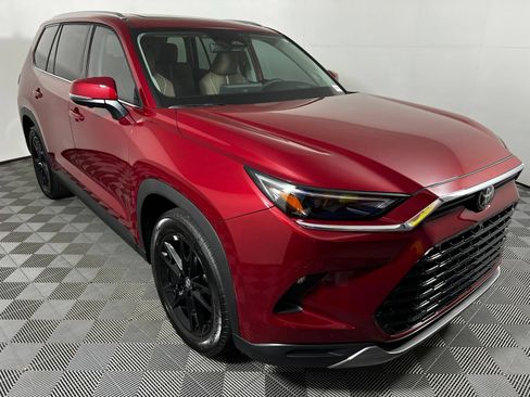 Used 2026 Toyota Grand Highlander AWD image 3