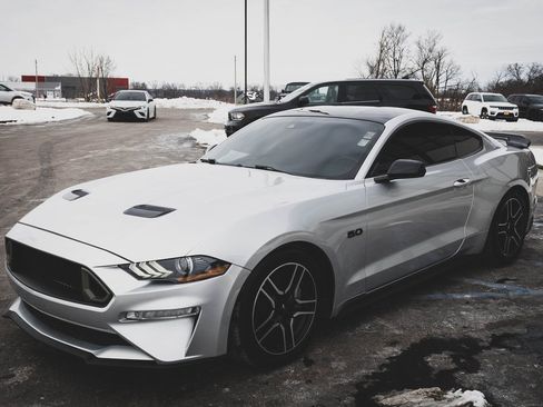 Used 2018 Ford Mustang GT Premium image 7