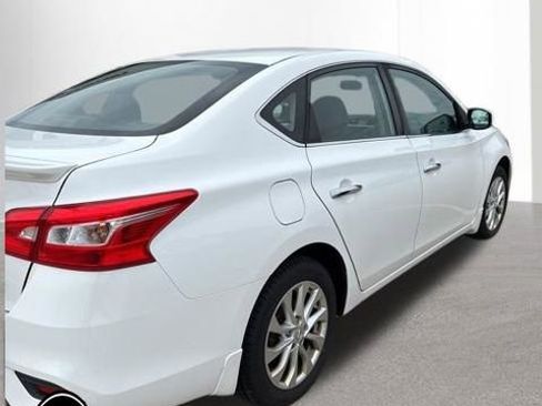 Used 2017 Nissan Sentra S w/ S Style Package image 4