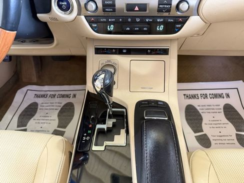 Used 2014 Lexus ES 300h image 19