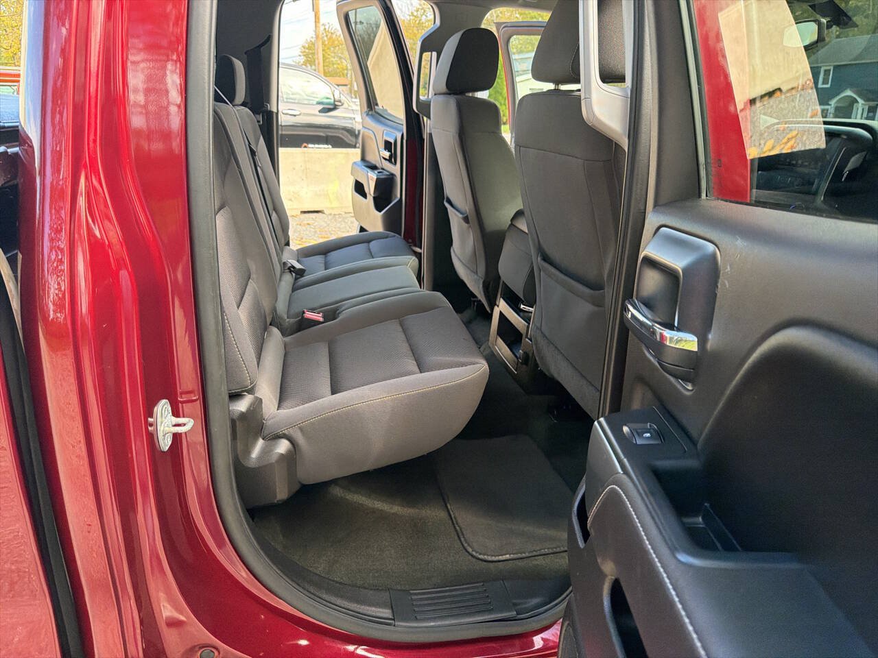 Used 2017 Chevrolet Silverado 1500 LT w/ All Star Edition AWD/4WD image 27