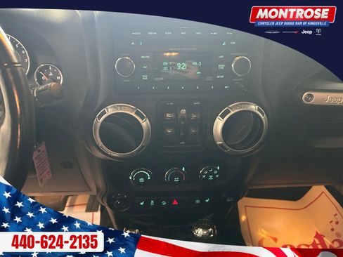 Used 2017 Jeep Wrangler Unlimited Sahara image 17