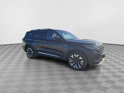 Used 2025 Ford Explorer Platinum w/ LUX Leather Package AWD/4WD image 2