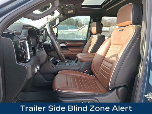 Used 2025 GMC Sierra 2500 Denali Ultimate w/ Max Trailering Package image 18