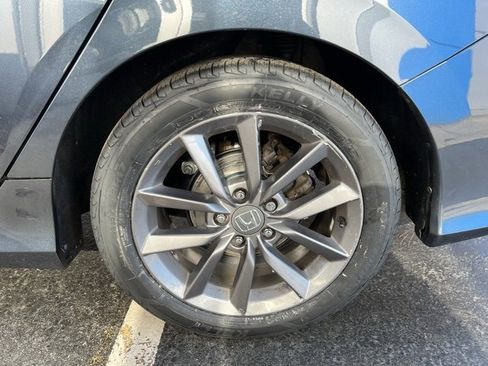 Used 2019 Honda Civic EX image 38