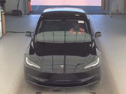 Used 2024 Tesla Model 3 Standard Range RWD image 2