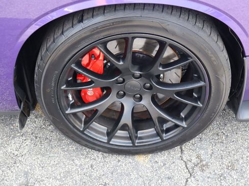 Used 2016 Dodge Challenger SRT Hellcat RWD image 49
