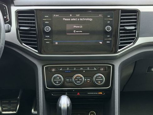 Used 2023 Volkswagen Atlas SEL Premium image 17