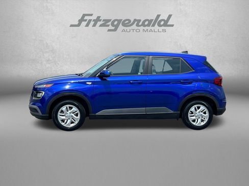Used 2021 Hyundai Venue SE FWD image 5
