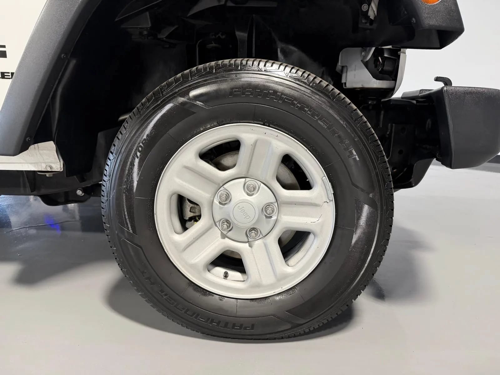 Used 2012 Jeep Wrangler Sport AWD/4WD image 9
