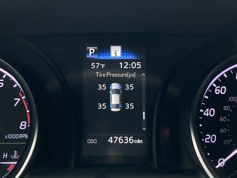 Used 2023 Toyota Camry SE image 16