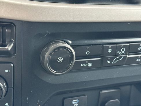 Used 2023 Ford F150 XLT AWD/4WD image 28