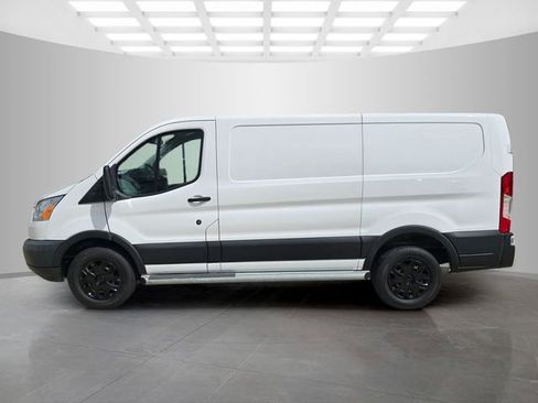 Used 2019 Ford Transit 250 130 Low Roof w/ Exterior Upgrade Package RWD image 6