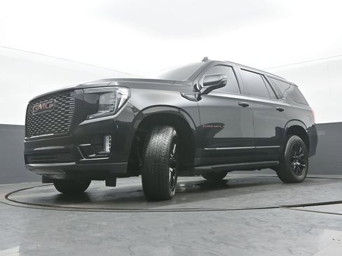 Used 2021 GMC Yukon Denali AWD/4WD image 30