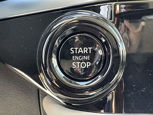 New 2026 Nissan Pathfinder SL image 19