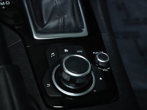 Used 2016 MAZDA MAZDA3 i Sport FWD image 26