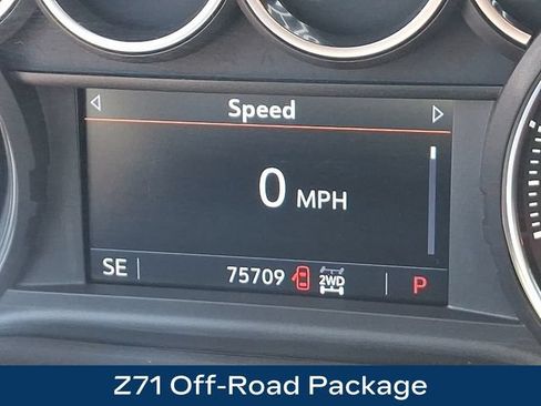 Used 2022 Chevrolet Silverado 1500 LT AWD/4WD image 6