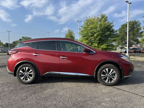 Used 2017 Nissan Murano SV AWD/4WD image 3