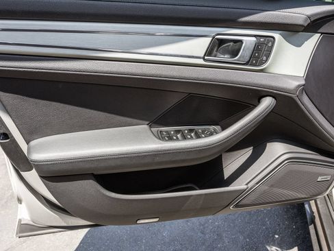 Certified 2023 Porsche Panamera 4 AWD/4WD image 14