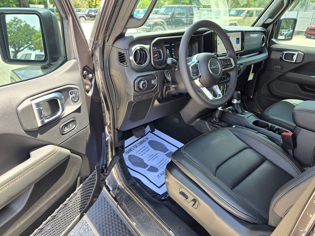 New 2026 Jeep Wrangler Unlimited Sahara AWD/4WD image 16
