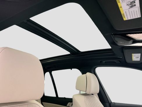 New 2026 BMW X5 xDrive40i w/ Executive Package AWD/4WD image 17