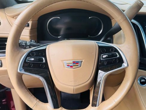 Used 2018 Cadillac Escalade Platinum image 12