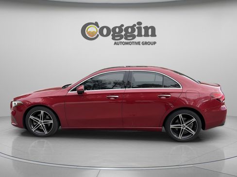 Used 2020 Mercedes-Benz A 220 image 3