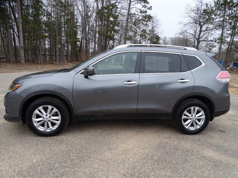 Used 2015 Nissan Rogue SV FWD image 7