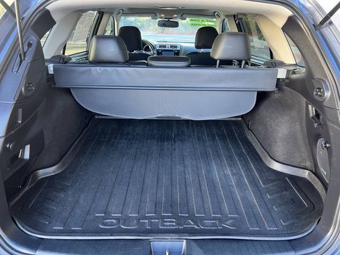 Used 2016 Subaru Outback 3.6R Limited AWD/4WD image 27