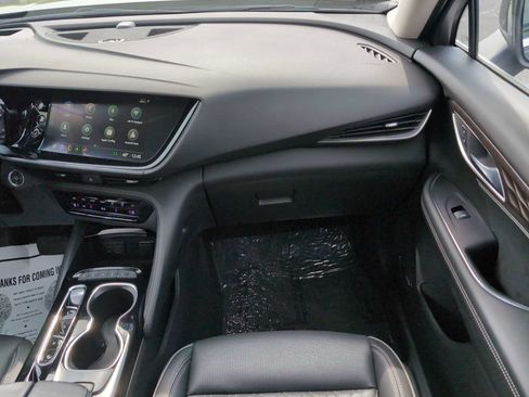 Used 2023 Buick Envision Avenir AWD/4WD image 31