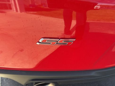 Used 2017 Chevrolet Camaro SS image 10