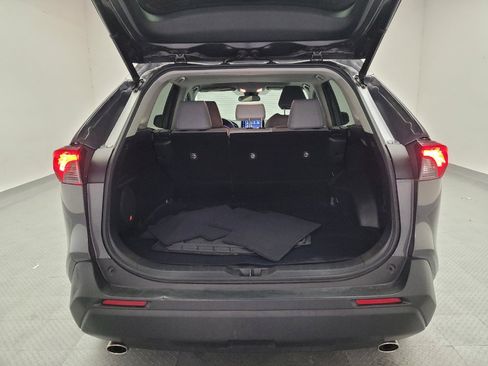 Used 2020 Toyota RAV4 XLE Premium w/ Carpet Mat Package FWD image 29