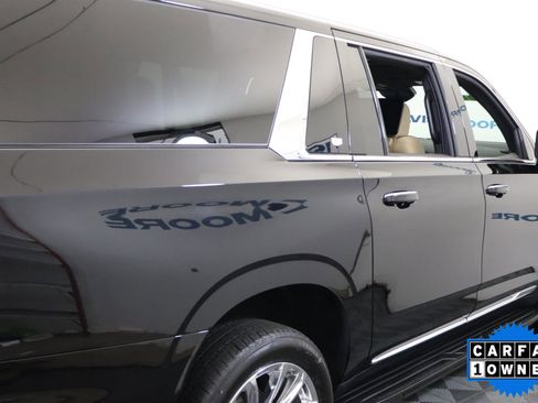 Used 2023 Cadillac Escalade ESV Premium Luxury w/ LPO, Radiant Package image 7