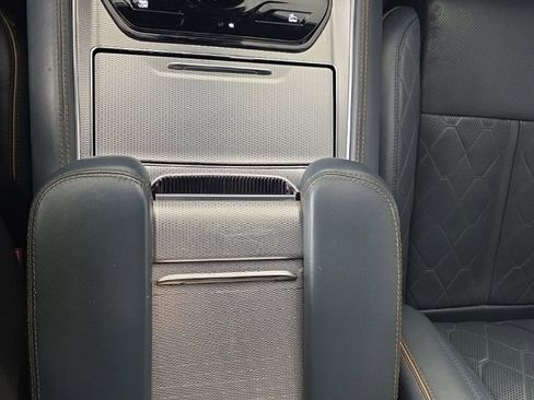 Used 2022 Jeep Grand Wagoneer Series III image 27