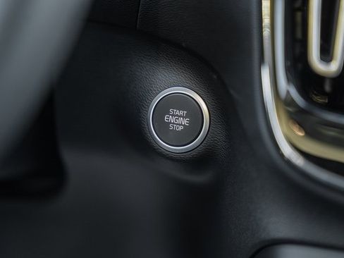 New 2026 Volvo XC40 B5 Plus w/ Protection Package Premier image 25