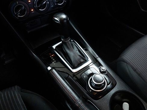 Used 2015 MAZDA MAZDA3 i Touring image 14