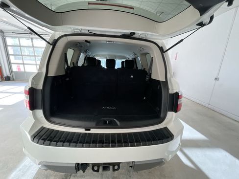 Used 2024 Nissan Armada SV AWD/4WD image 24