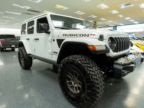 Used 2023 Jeep Wrangler Unlimited Rubicon 392 image 4
