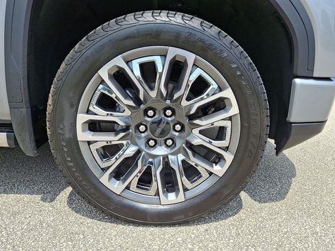 Used 2025 GMC Sierra 1500 Denali Ultimate AWD/4WD image 27