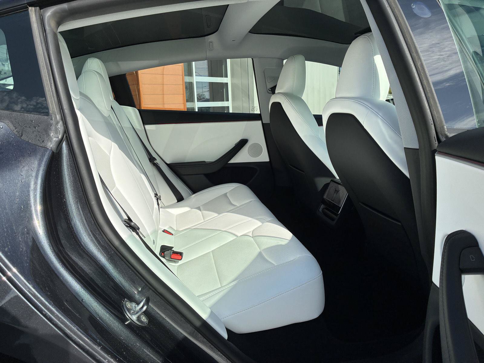 Used 2025 Tesla Model 3 Long Range RWD image 10