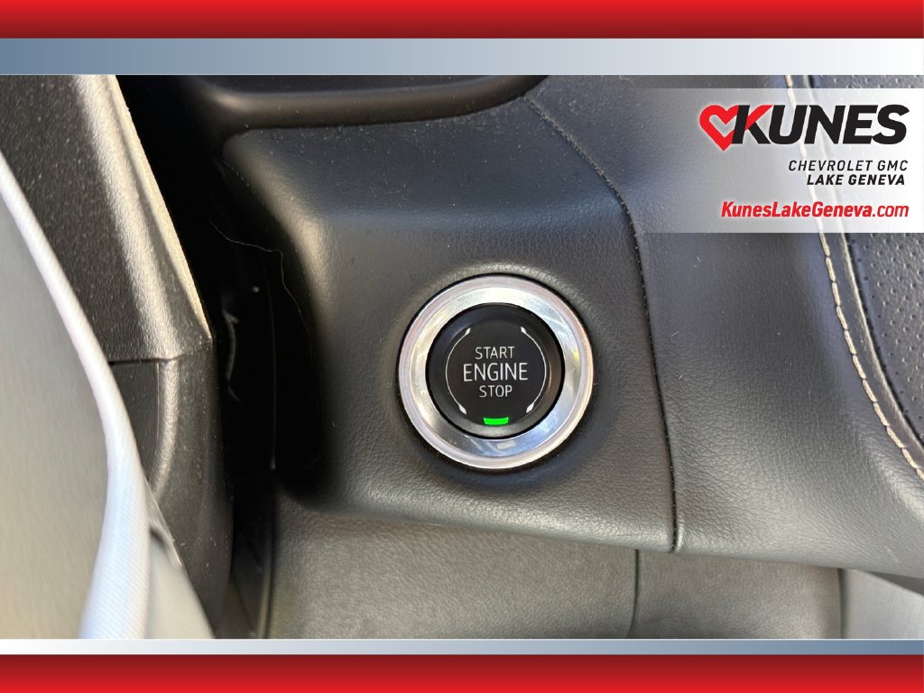 Used 2024 GMC Yukon SLT AWD/4WD image 29