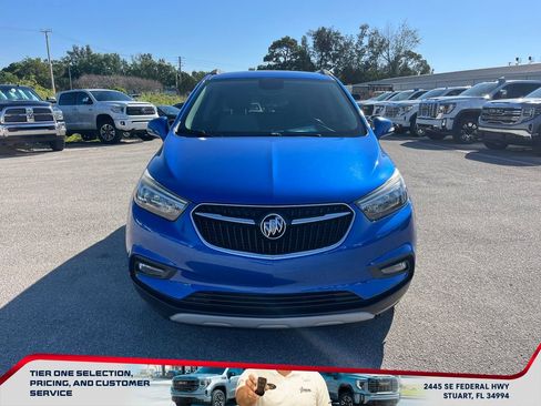 Used 2018 Buick Encore Preferred image 3