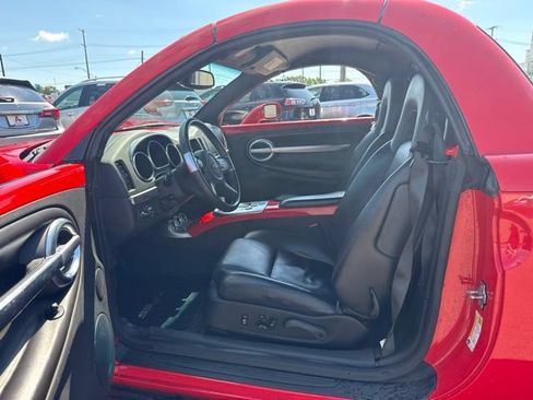 Used 2006 Chevrolet SSR w/ Preferred Equipment Group RWD image 9